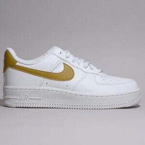 Nike Air Force 1 Low '07 SE Next Nature Summit White/ Bronzine (Women's)